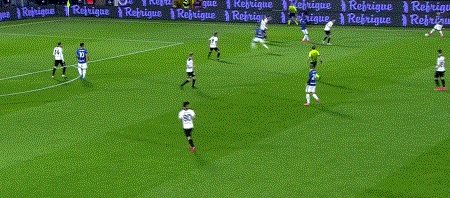 1619047565376013363.gif